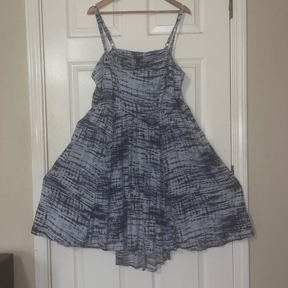 Torrid size 2 - hi-lo swing midi dress